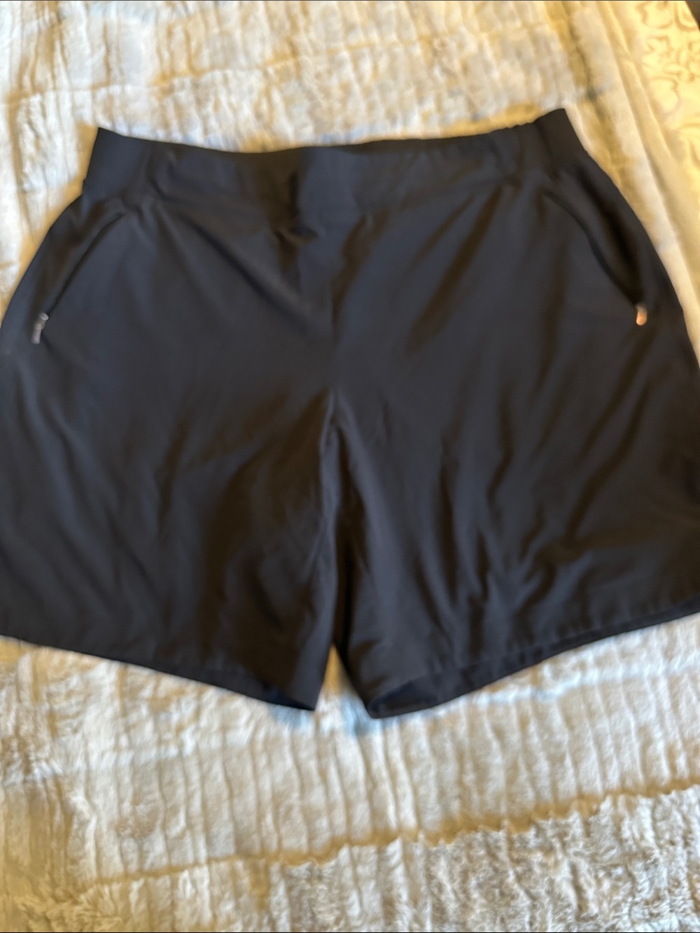 CALIA by Carrie Underwood Gray Athletic Zip-Pocket Shorts
